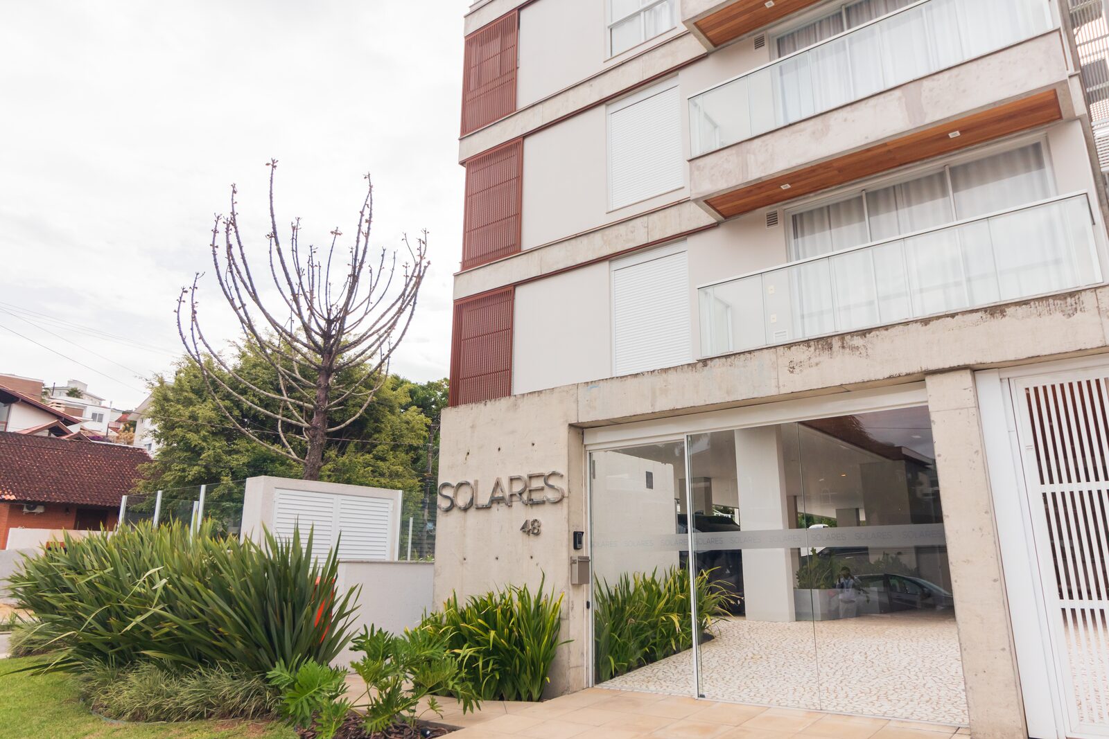 Fachada Residencial Solares